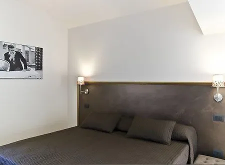 Bed & Breakfast Gallery - Only 4*