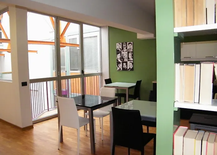 Gallery - Only לינה וארוחת בוקר 3*