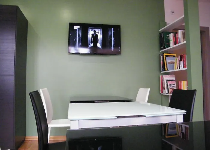 לינה וארוחת בוקר Gallery - Only 3*