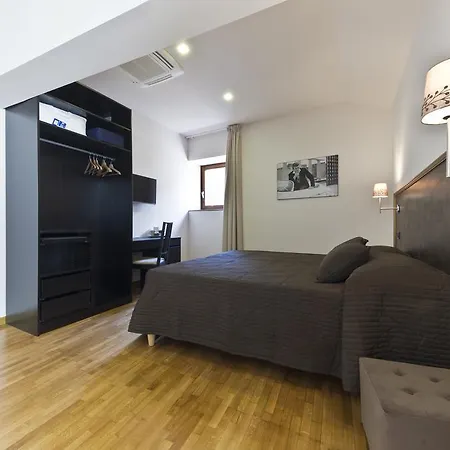 Bed & Breakfast Gallery - Only 3*